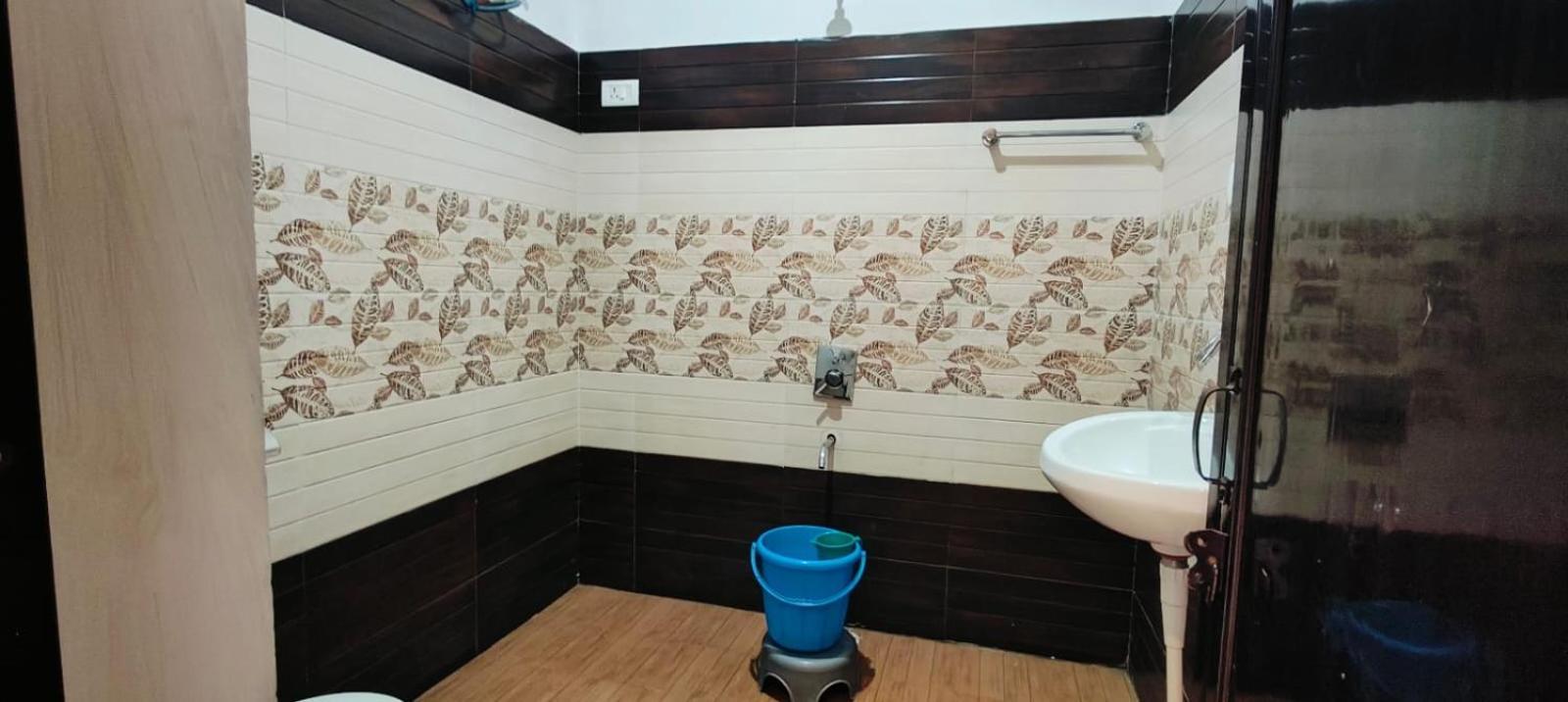 Rudra Retreat Hotell Hawalbagh Rum bild