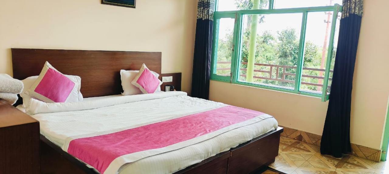 Rudra Retreat Hotell Hawalbagh Rum bild